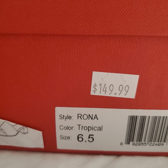 Sacha London 6.5 Women's Leather Sandal - Picture 4 of 4